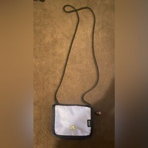 Small Sherpani wallet Bag